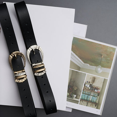 "Deep river woman" leather belt black